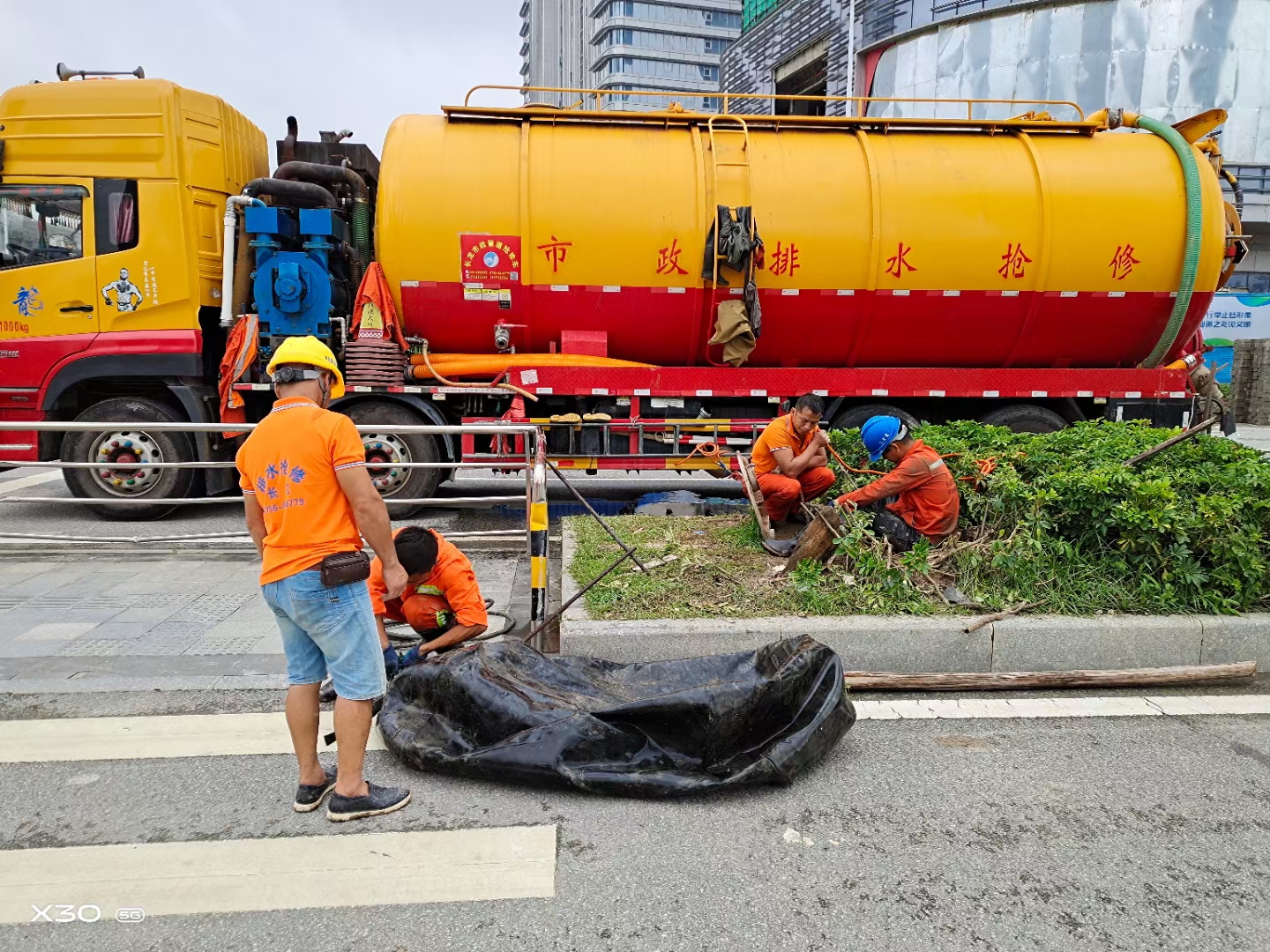 有效防止城市內發生內澇—【管道疏通清淤】